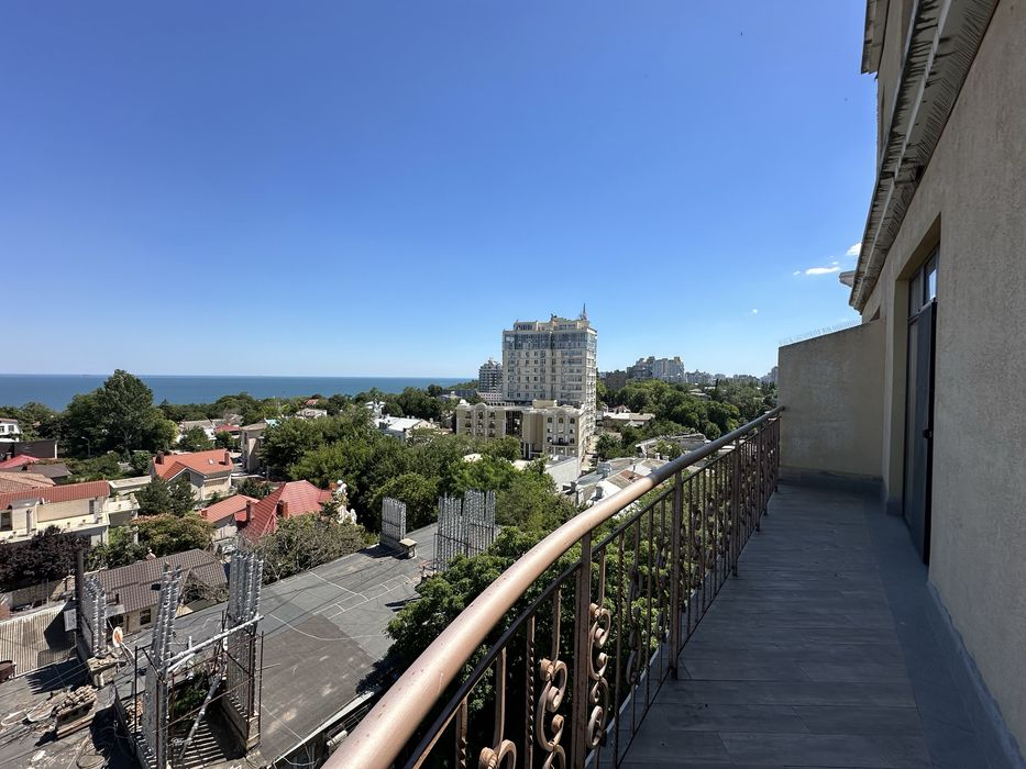 Шикарная 2к на Французском бульваре