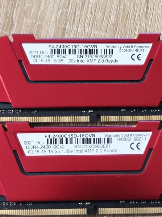 Kit de RAM DDR4 16GB 2400MHz (2x8)