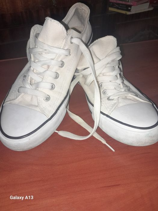 Кеды белые унисекс