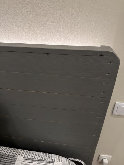 Sommier de casal com cabeceira / oferta de colchão e colcha