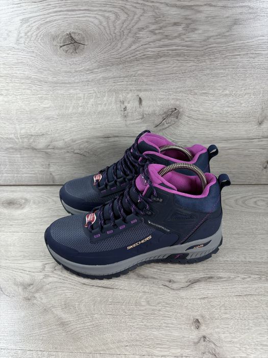 Skechers Waterproof жіночі зимові ботінки 40 розмір