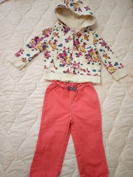 Речі на дівчинку