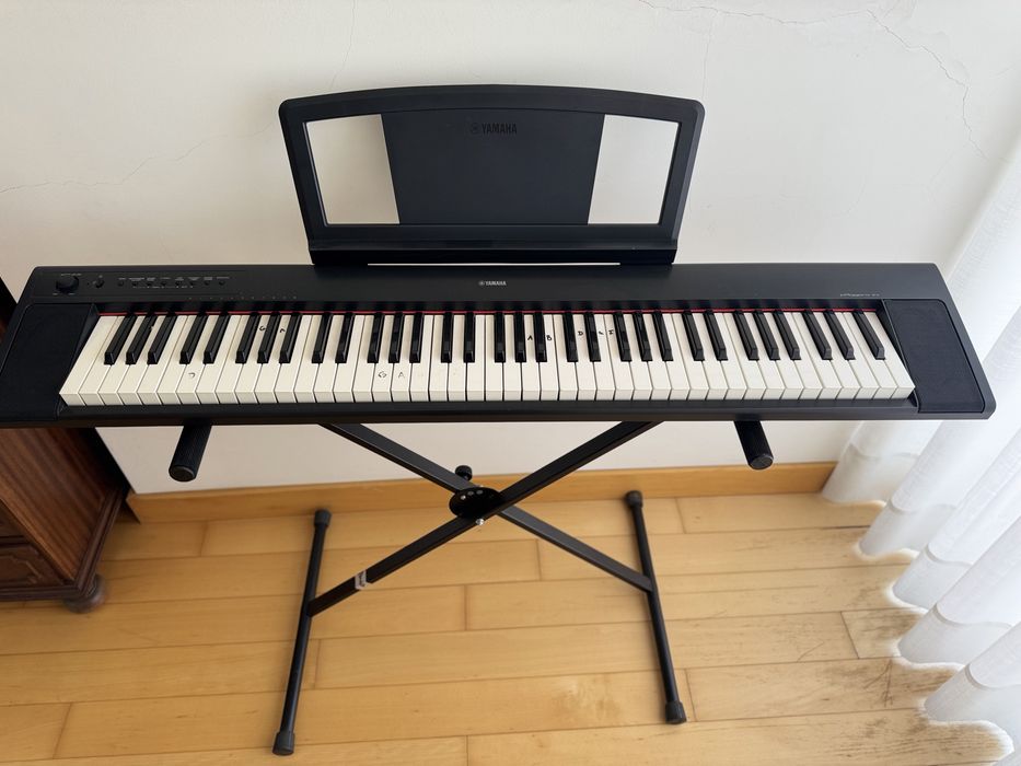 Teclado yamaha piaggero NP-31