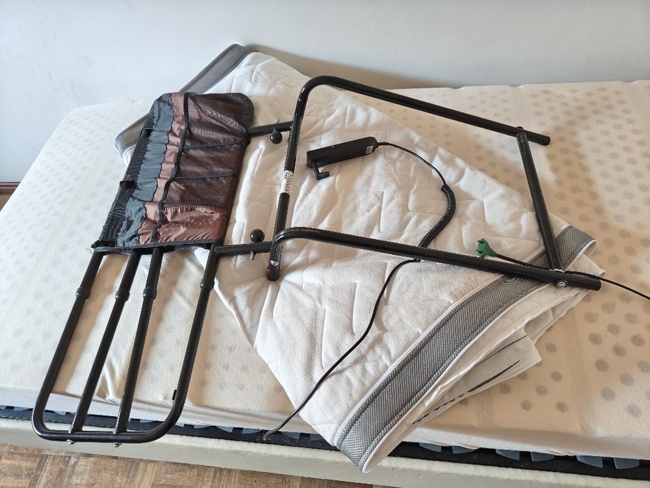 Cama articulada em bom estado