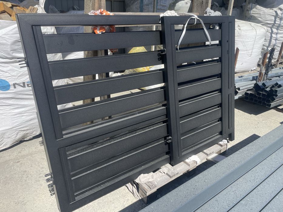 Brama skrzydlowa pod automat + furtka wypelnienie aluminiowe