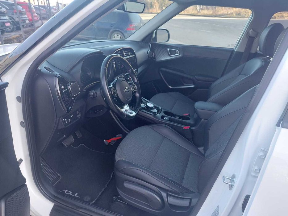 KIA SOUL 2019 рік Автомат Електро 64 kWh 204 к.с Свіжа з Нідерландів