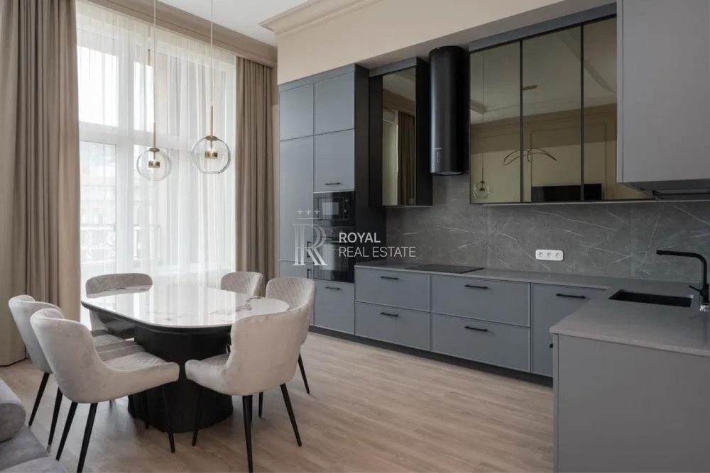 Оренда Квартира Київ 3к 130м2 ЖК 52 Перлина / Pechersk Plaza Генератор