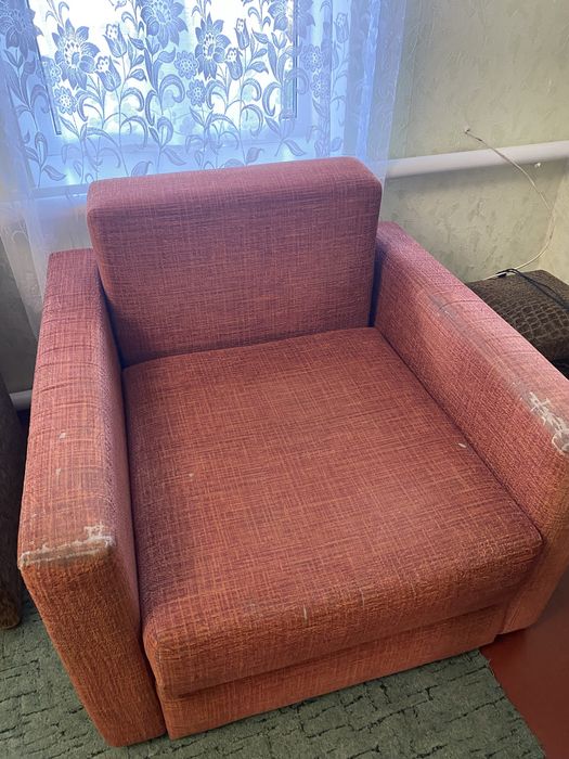 Кресло раскладное в Березани