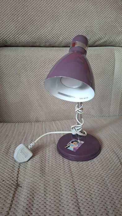 Lampka biurkowa fioletowa