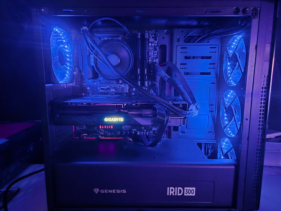 Komputer gamingowy / do Vr AMD Ryzen 5 5600 + Radeon RX 7800 XT