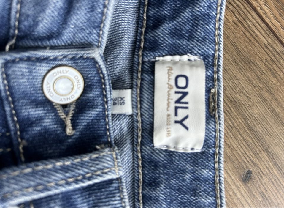 Jeansy mom Only r XS