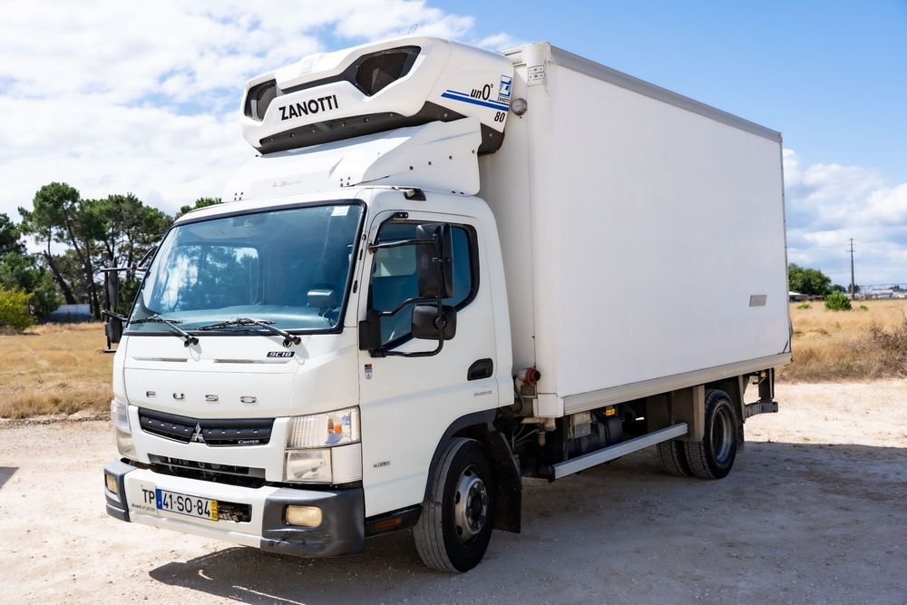Mitsubishi Fuso Canter 9C18 Refrigerated Truck