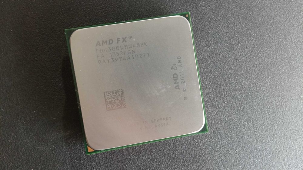Процесор AMD FX-4130   AM3+