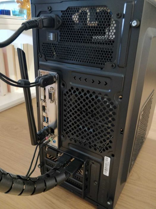 PC Intel i7 9700K | 32GB RAM | 1TB NVMe | GTX 1050 Ti