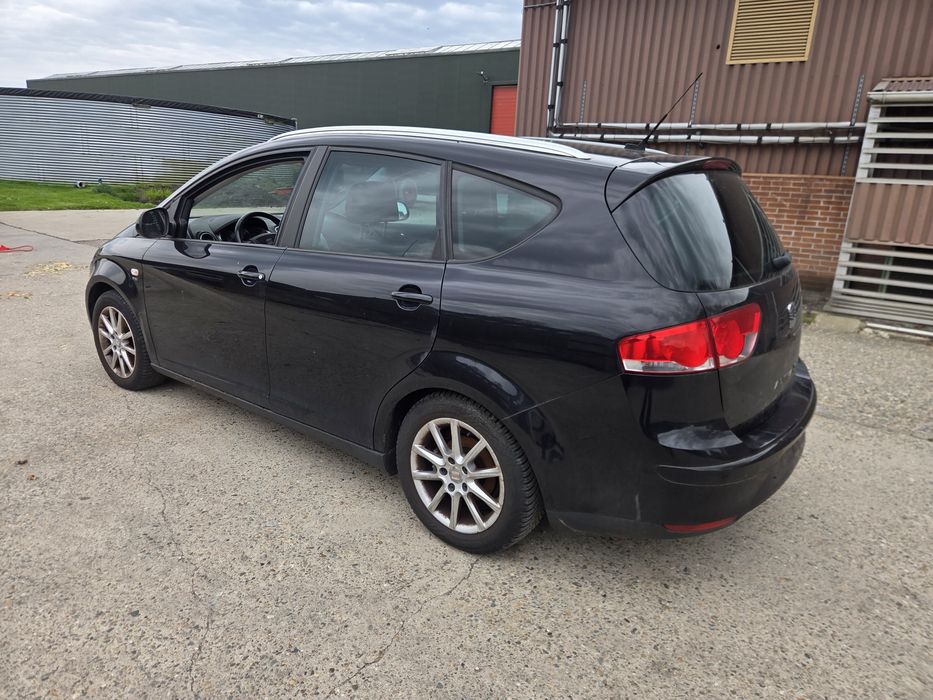 Seat.  Altea  XL