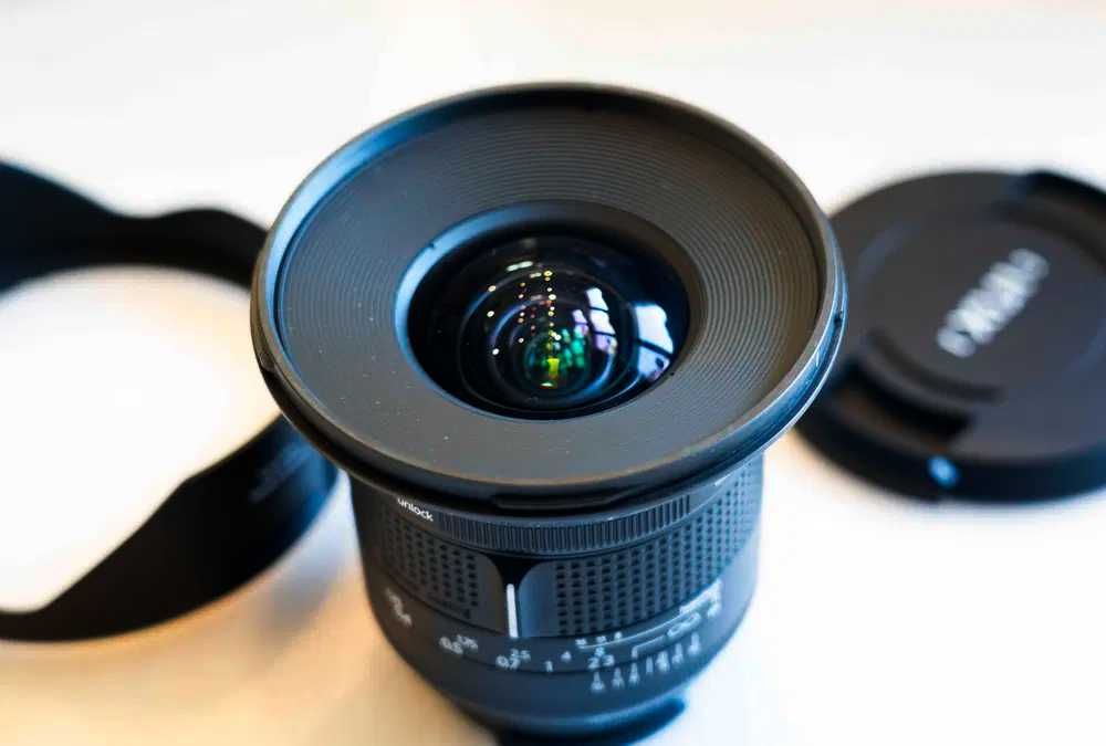 IRIX 15mm f/2.4 Firefly p/ Canon EF