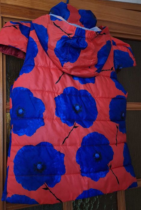 Жилетка "moncler"