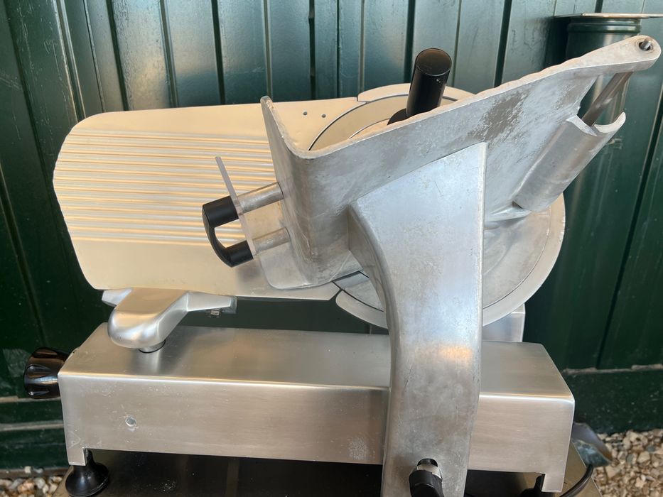 maquina de cortar industrial