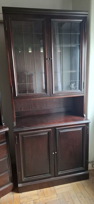 Móvel de sala com 4 módulos