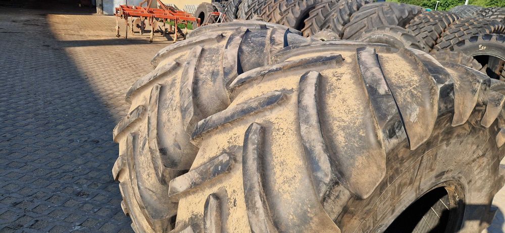 750/65r26 28.1r26 28.1-26 Michelin 60% bieżnik Bez napraw 2015r