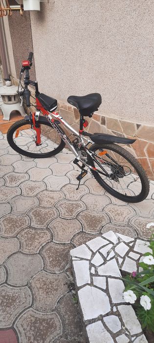 Продам велосипед Comanche PONY подрастковый новый.