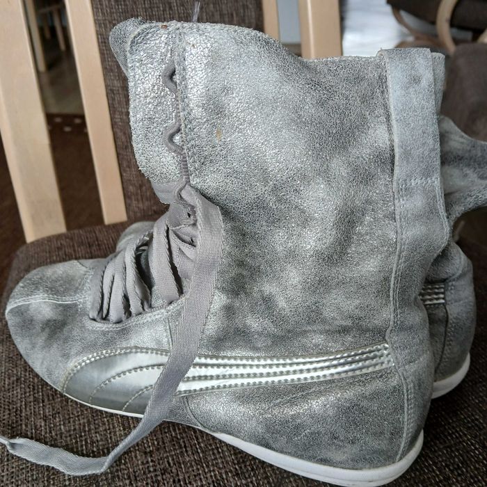Buty sportowe bokserki srebrne