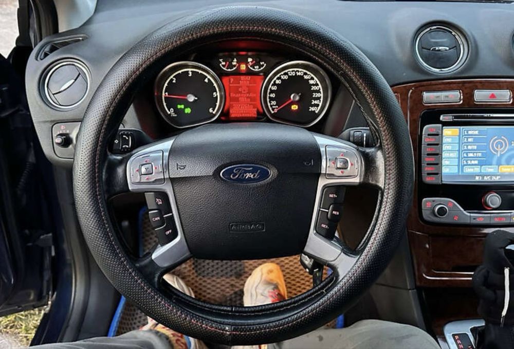 Продам Ford Mondeo 2008 Автомат
