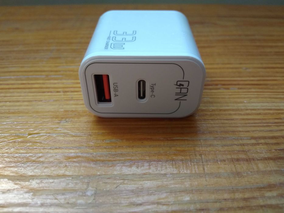 Зарядное устройство Essager 33W (ES-CD29)