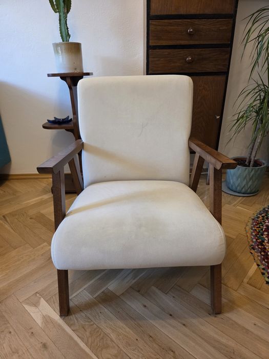 Fotel stylizowany PRL vintage