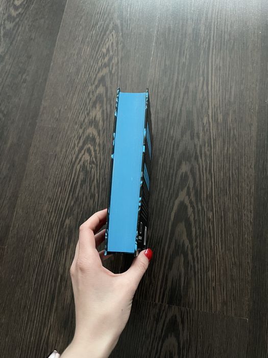 Навесса Аллен - Світло Згасло