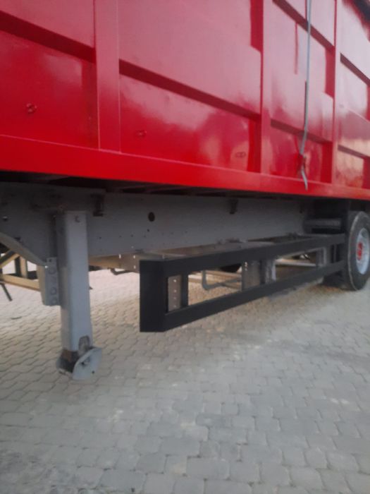 Продам самоскид Schmitz S-01 2004