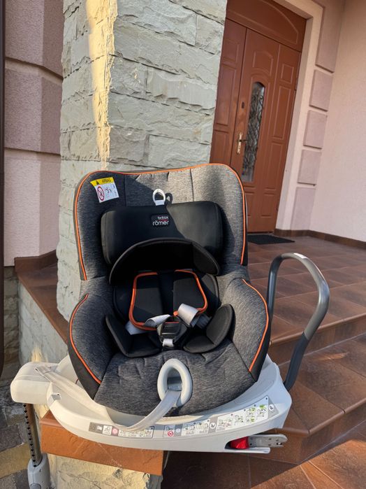 Автокрісло дитяче  Britax-Romer Dualfix Black Marble