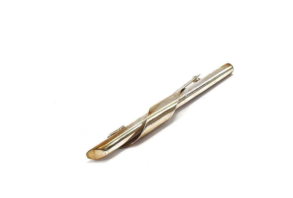 Ciekawa Srebrna Broszka 9,72 G 925