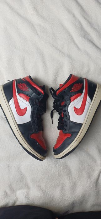 Nike Air Jordan 1 mid