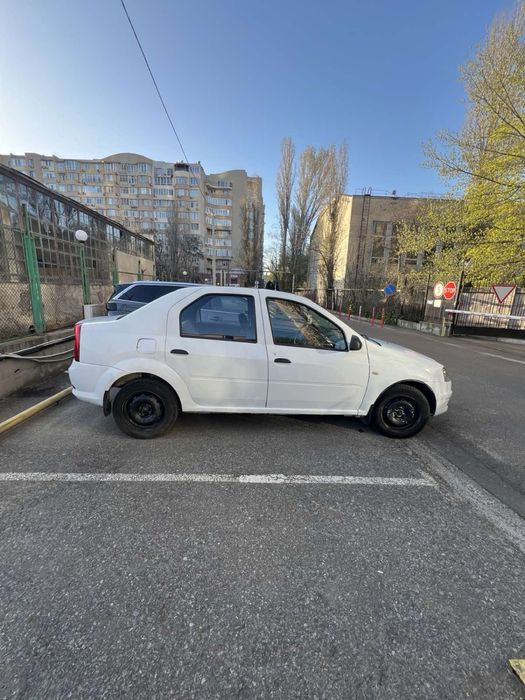 Продам Renault Logan