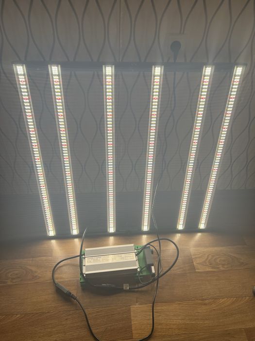 Mars Hydro FC 4800 Smart Full Spectrum Samsung LM301H EVO 2025