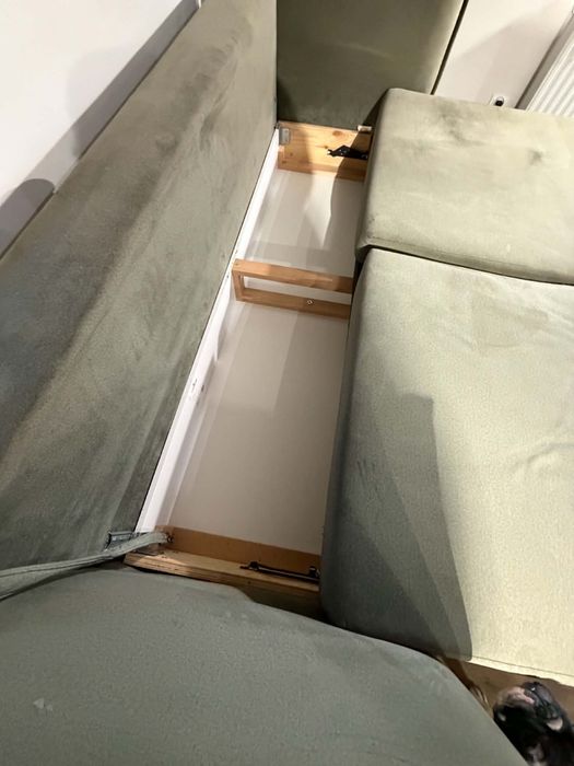 Kanapa/sofa z funkcją spania i schowkiem – stan idealny – Toruń