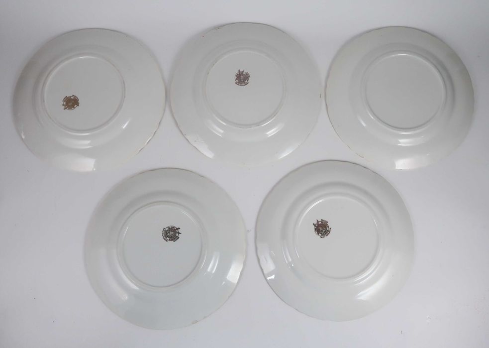 5 pratos antigos de criança