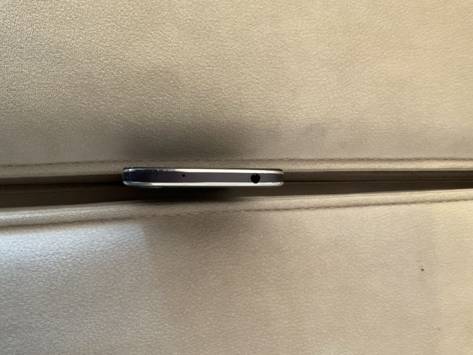 Alcatel OneTouch Idol 3 smartphone