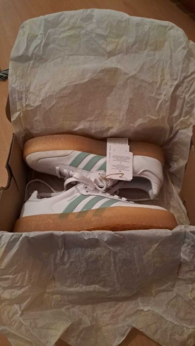Adidas Samba W novas