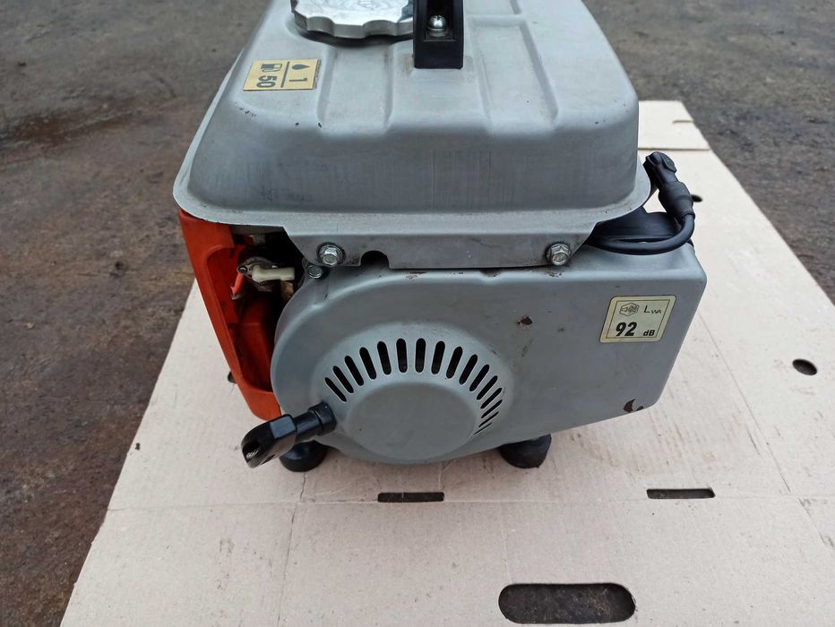 Генератор бензиновий Einhell 0,8 квт