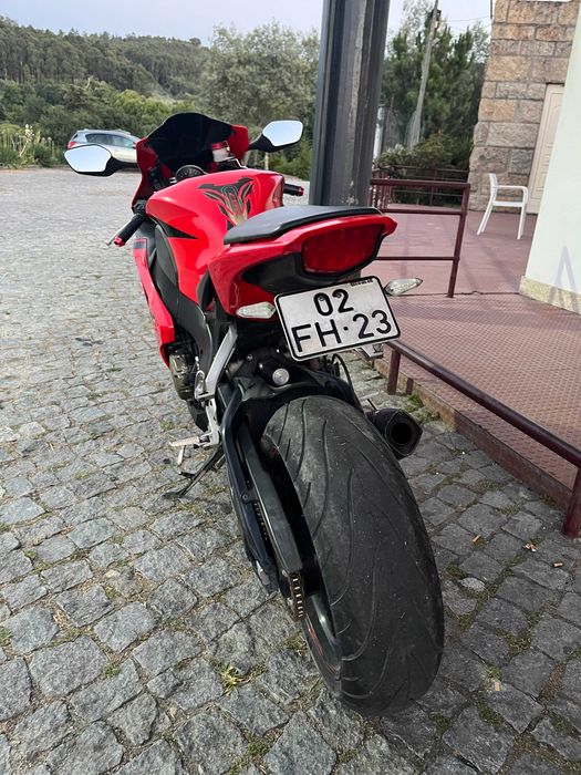 HONDA CBR 1000 Fireblade