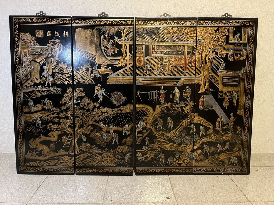 Painéis orientais de parede em madeira