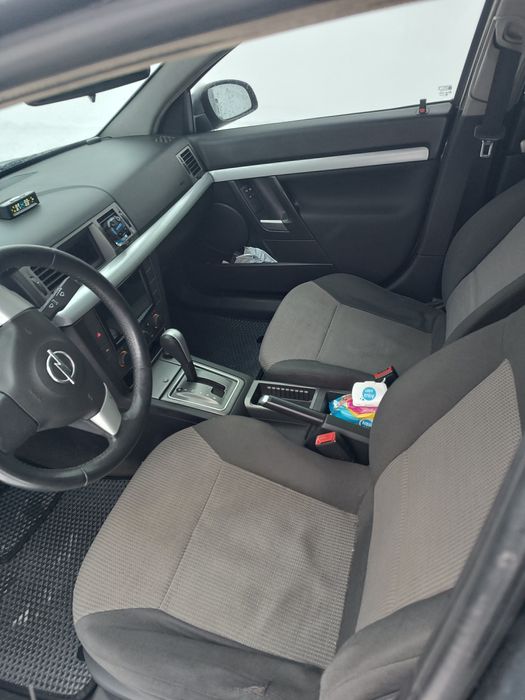 Opel Vectra C автомат  2.2 dizel