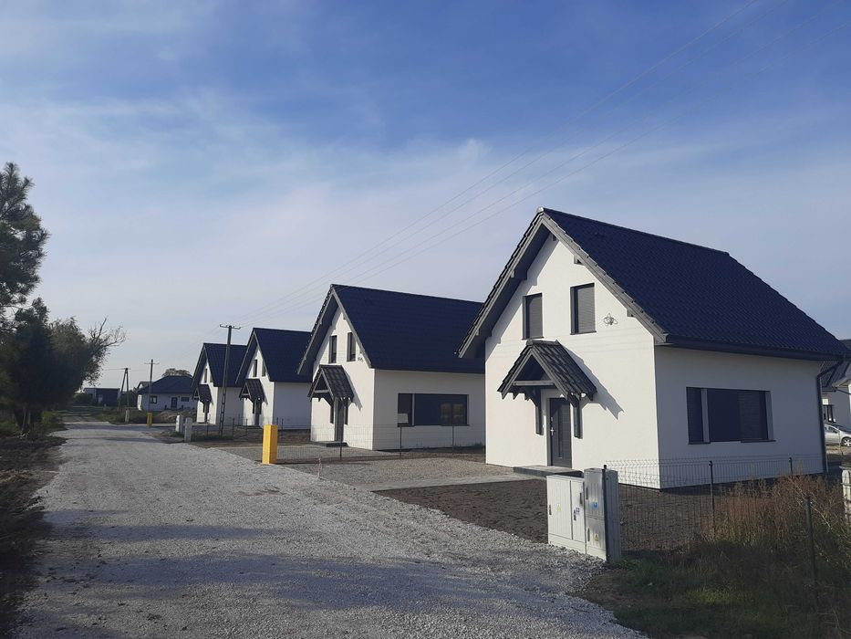 Nowy dom piętrowy wolnostojący w Strzelnie przy ul. Dąbrowskiego