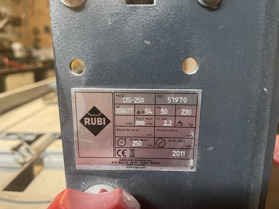 Przecinarka RUBI DS 250