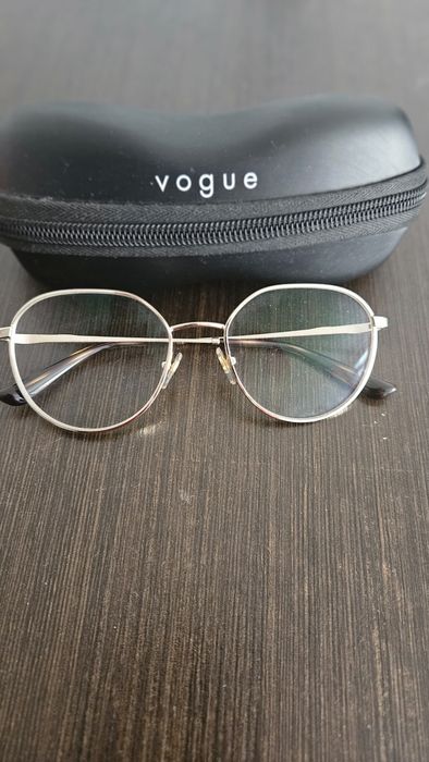 Oprawki damskie VOGUE