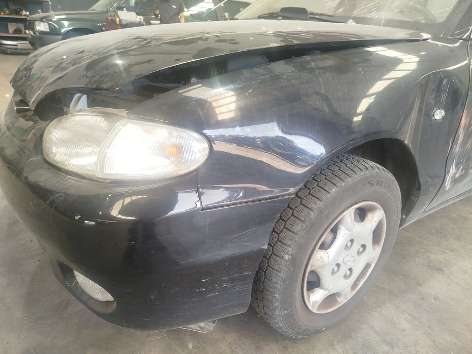 Pára-choques frente HYUNDAI Accent I (X3)