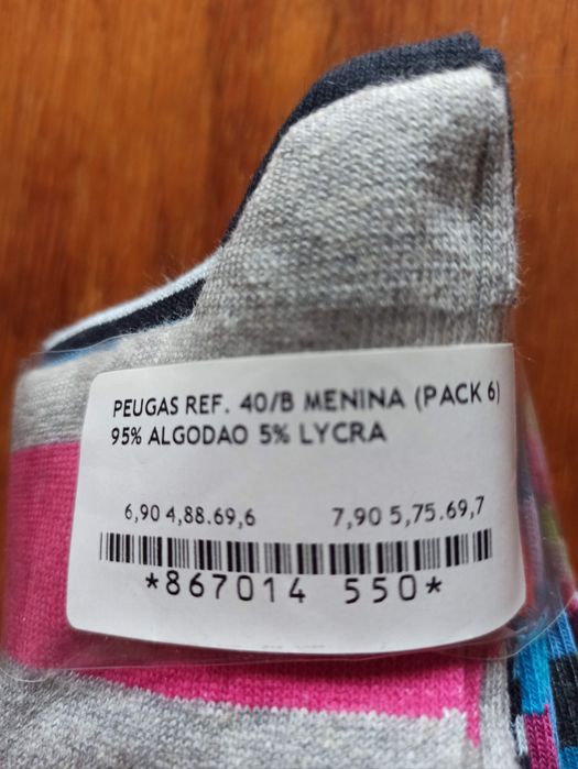 6 pares de meias tamanho 23/26, NOVAS  excelente qualidade