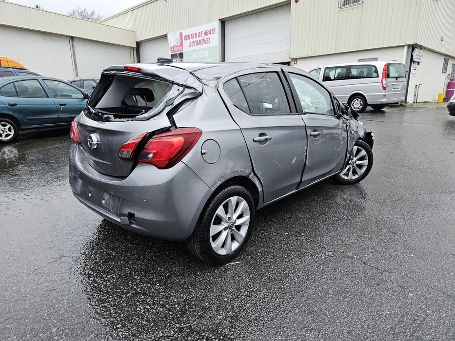 Opel Corsa E 1.2i de 2018 para peças